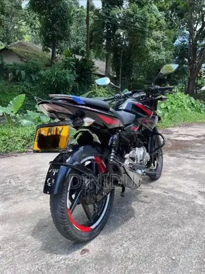 Bajaj Pulsar 135 2015