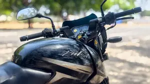 Bajaj Pulsar 150 2015