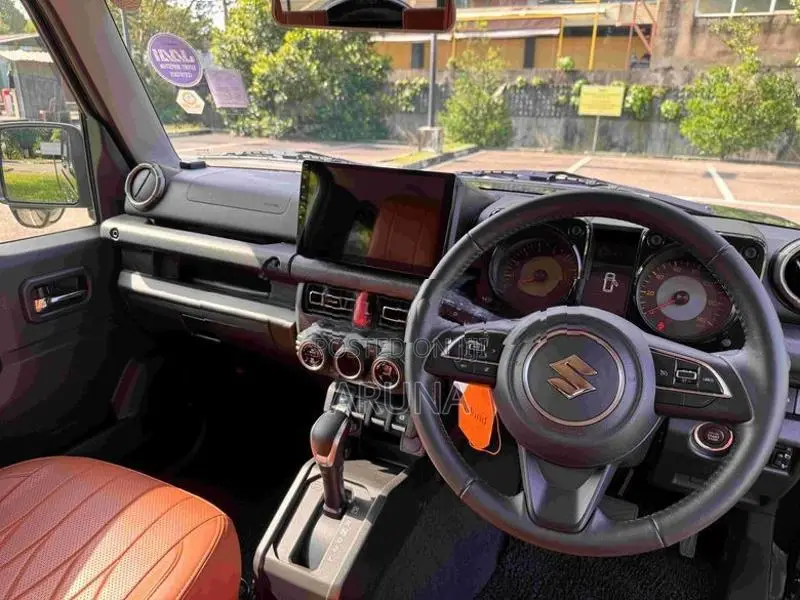 Suzuki Jimny 2024