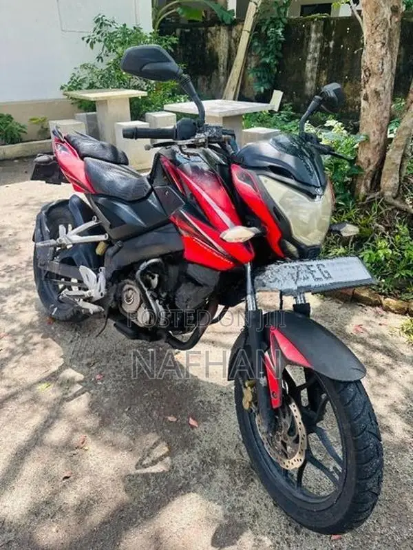 Bajaj Pulsar NS160 2016