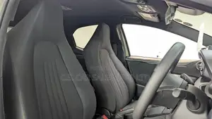 Toyota Yaris X Grade 2025