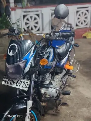 Bajaj CT100 2015
