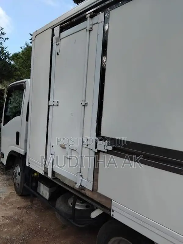 Isuzu Giga Freezer 2016