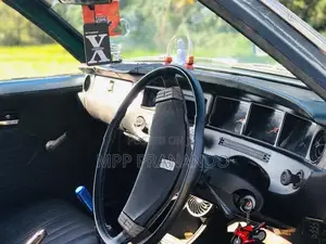Nissan Sunny 1978 1975