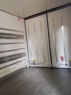 Isuzu Giga Freezer 2016