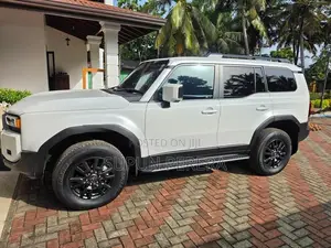 Toyota Land Cruiser 250 2025