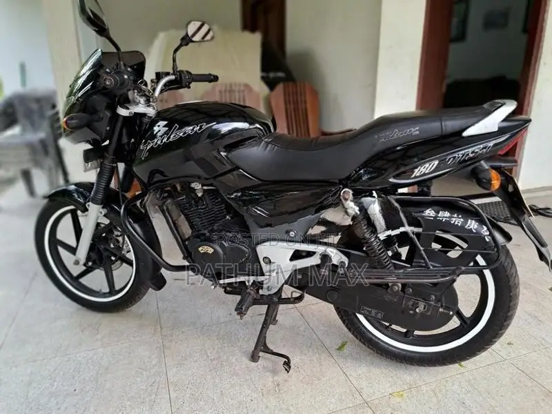 Bajaj Pulsar 180 2006