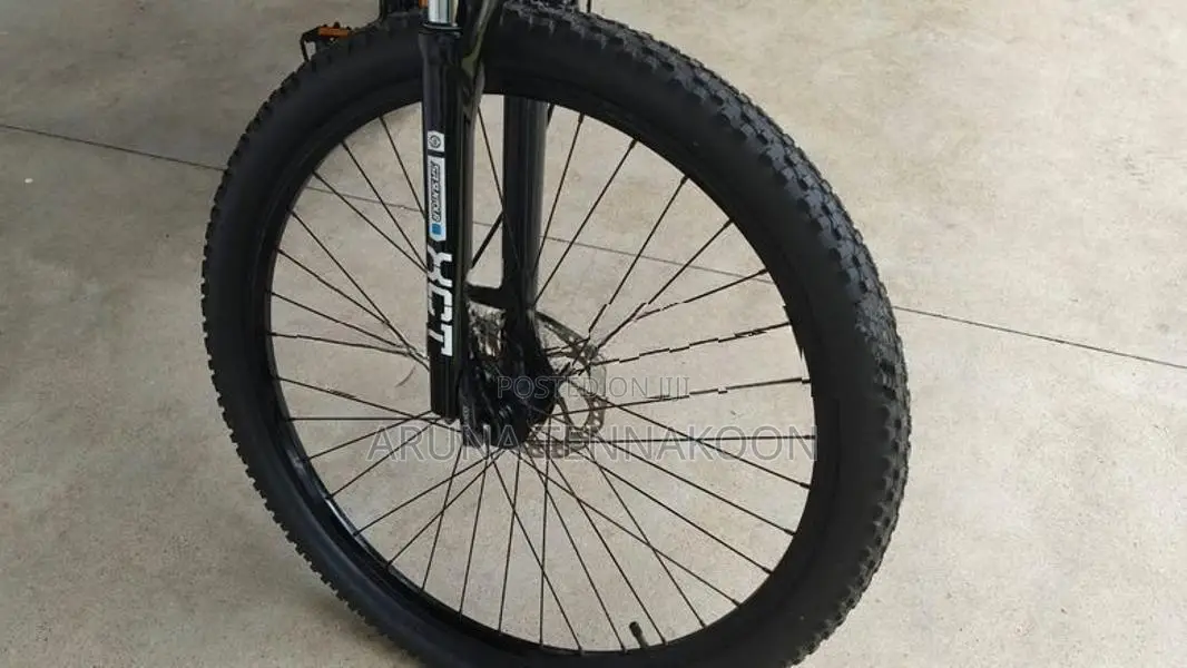 Montra Rock 2.1 - Mountain Bicycle