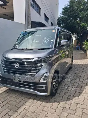 Nissan Roox Pro pilot Highway 2023
