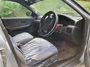 Nissan Sunny SB14 1997