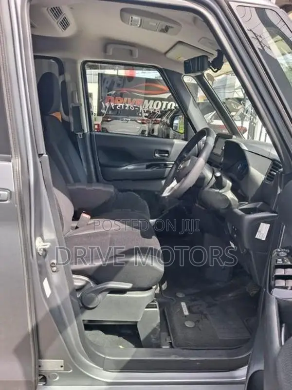 Nissan Roox Pro pilot Highway 2023