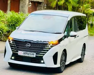Nissan Serena Highway-StarPremium 2025