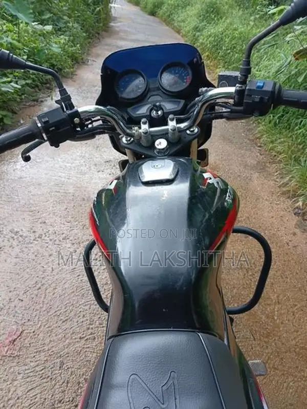 Bajaj Discover 2008