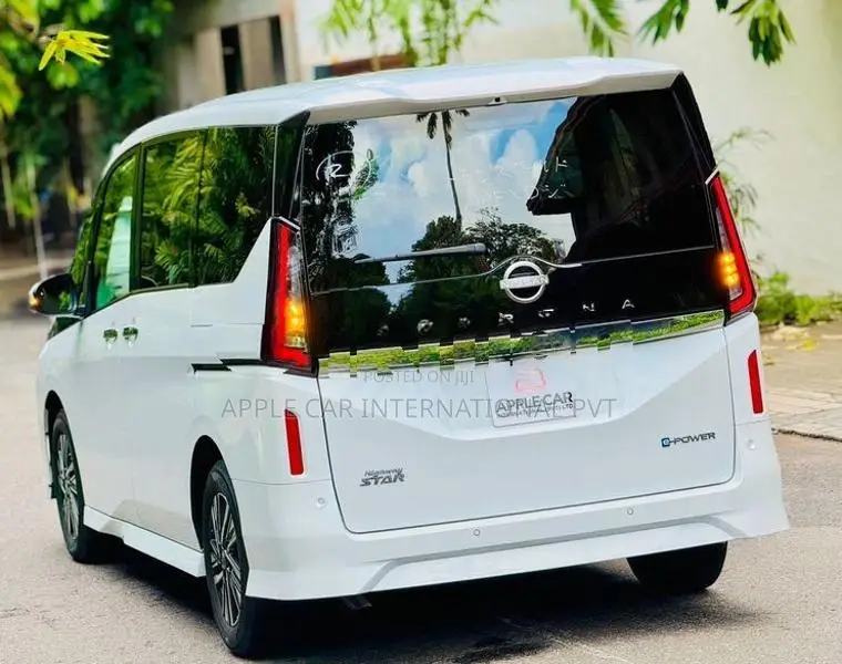 Nissan Serena Highway-StarPremium 2025