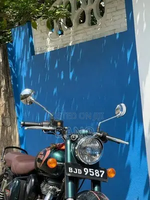 Royal Enfield Classic 350 2023