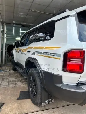 Prado 250 Body sticker