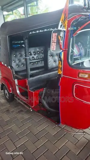 Bajaj RE 4 Stroke 2014