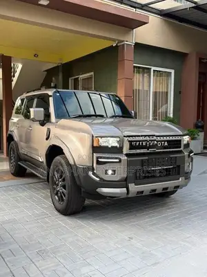 Toyota Land Cruiser Prado 250 vx 2024