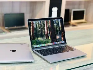 Apple Macbook Pro 2020 -Intel I5 +16GB RAM -512GB SSD /Touch Bar