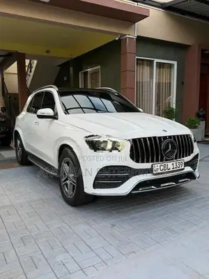 Mercedes Benz GLE 300D AMG Premium Plus 2020