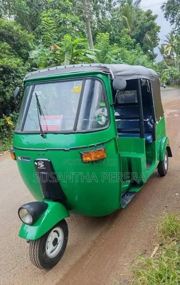 Bajaj RE 2004