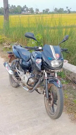 Bajaj Pulsar 150 2016