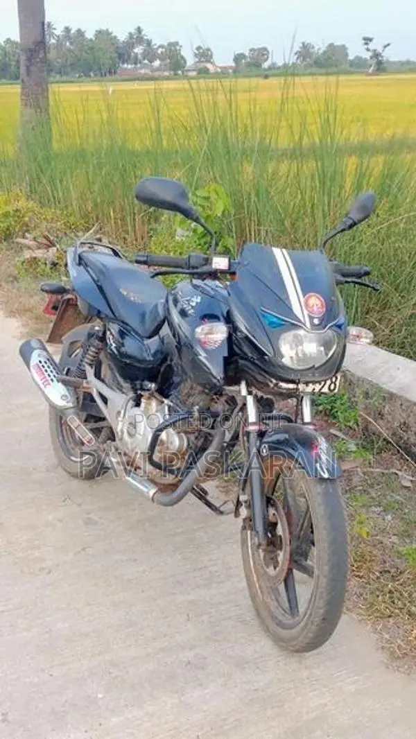 Bajaj Pulsar 150 2016