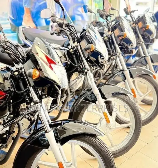 Bajaj CT100 2026