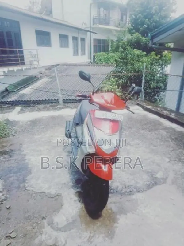 Honda Dio 2012