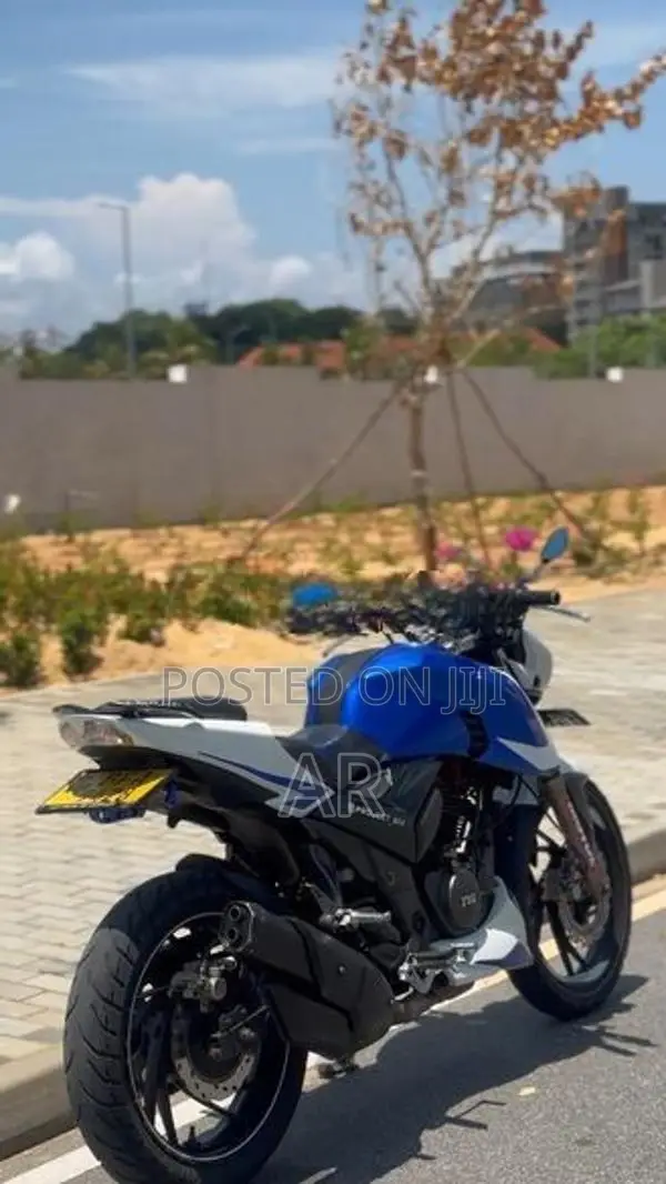 TVS Apache RTR 200 2017