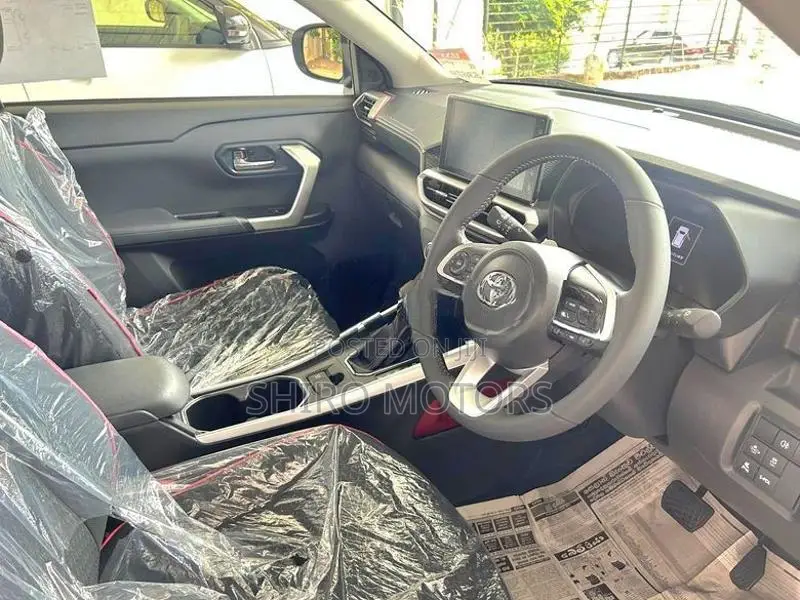 Toyota Raize Z 2025