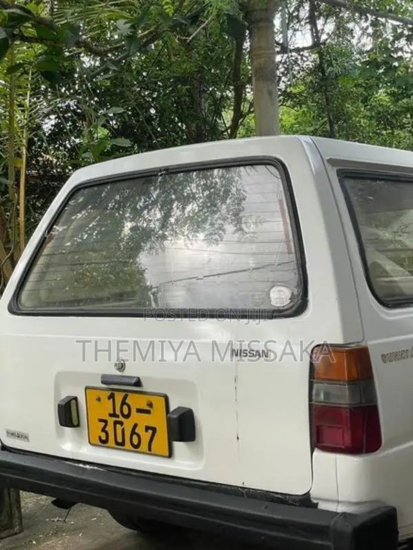 Nissan AD Wagon 1985