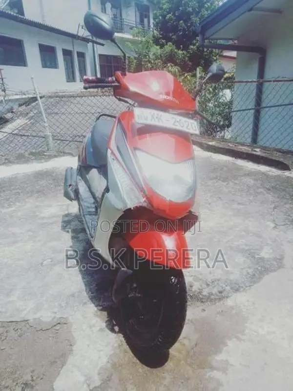 Honda Dio 2012