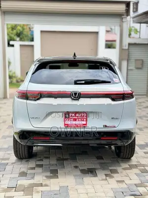 Honda Vezel Z Play Moonroof 2026