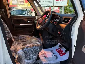 Toyota Roomy Custom GT 2025