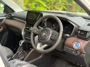 Toyota UrbanCruiser Hyryder V 2026