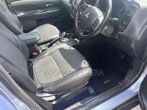 Mitsubishi Outlander 2016