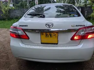 Toyota Premio G Superior 2014