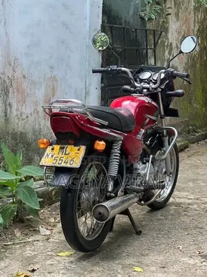 Bajaj CT100 2005
