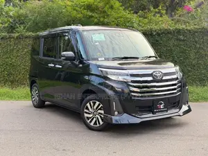 Toyota Roomy Custom G 360 Camera 2024