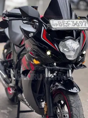Suzuki Gixxer SF 150 2016