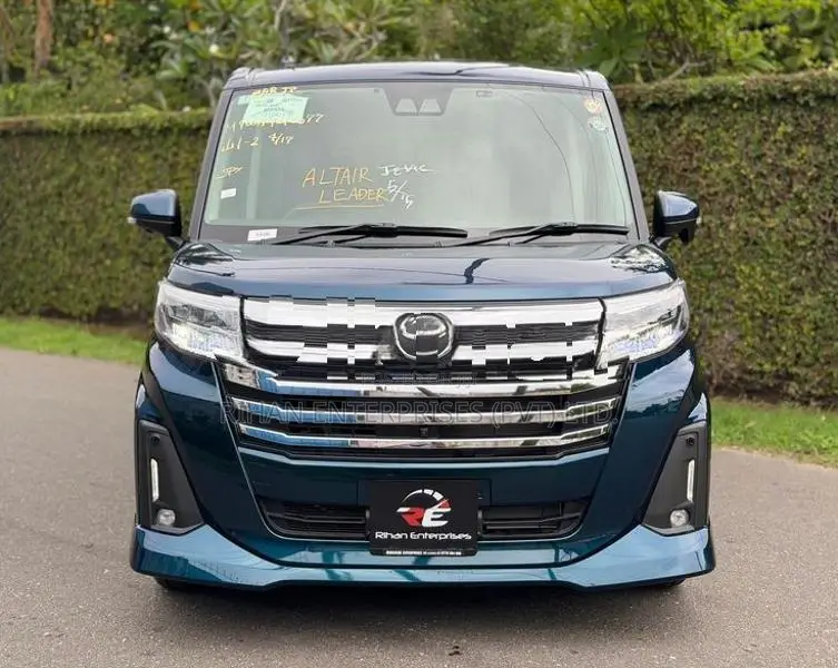 Toyota Roomy Custom G 360 Camera 2025