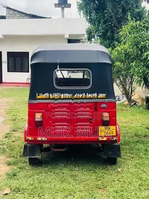 Bajaj RE 2004