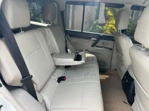 Mitsubishi Montero 2013