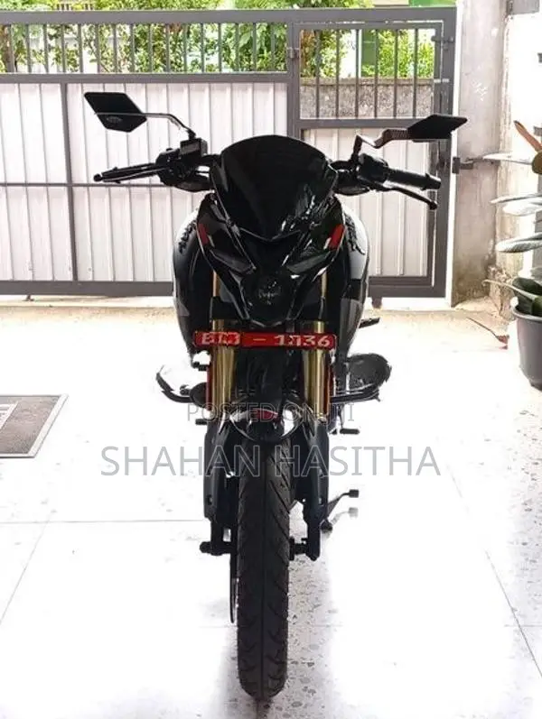 Bajaj Pulsar N160 Pulser 160 premium 2026
