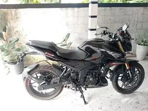 Bajaj Pulsar N160 Pulser 160 premium 2026