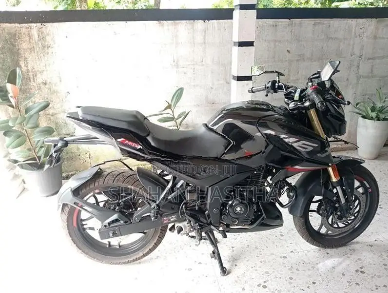 Bajaj Pulsar N160 Pulser 160 premium 2026