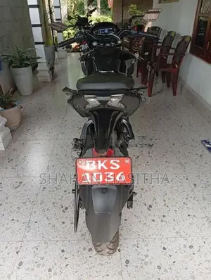 Bajaj Pulsar N160 Pulser 160 premium 2026