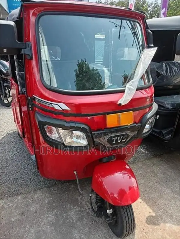 TVS King Three Wheel 2026