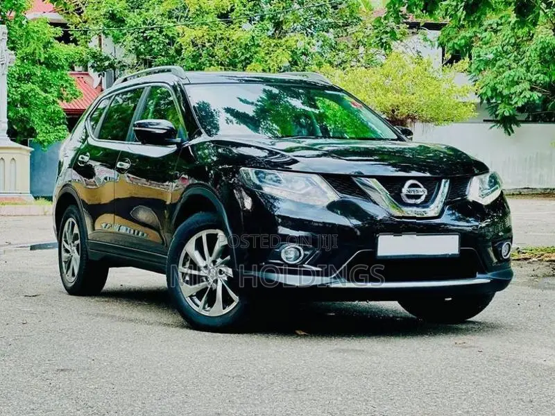 Nissan X-Trail (Petrol) 7 Seater 2015